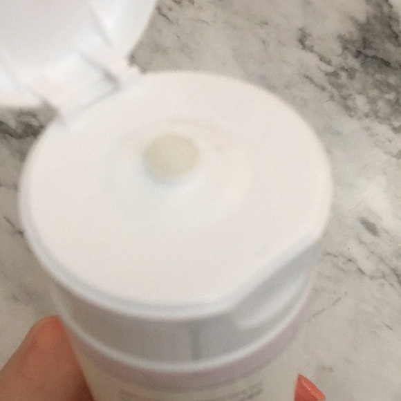 Raincry Radiance Rinse Conditioner - Picture 5 of 5